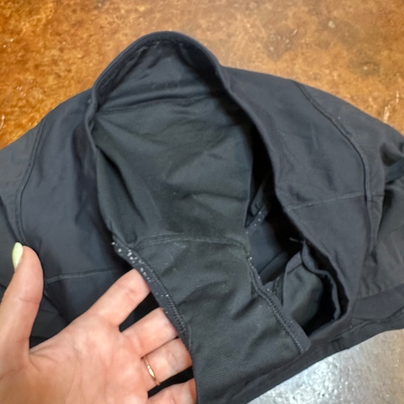 Lululemon Speed up shorts - Picture 5 of 5